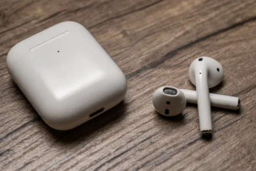 airpods-1709254456-1709526063.png