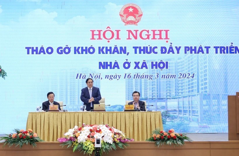 thu-tuong-chu-tri-hoi-nghi-thao-go-kho-khan-thuc-day-phat-trien-nha-o-xa-hoi-1710560554.jpg