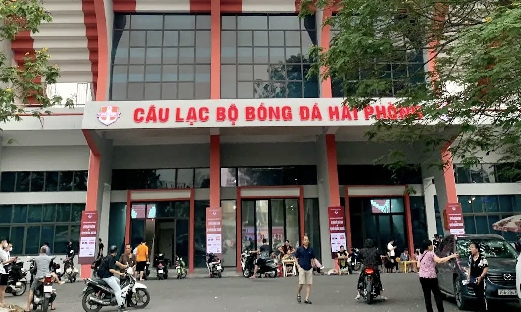 cau-lac-bo-bong-da-hai-phong-1724903669.jpg